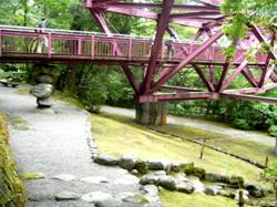 �R������ 018